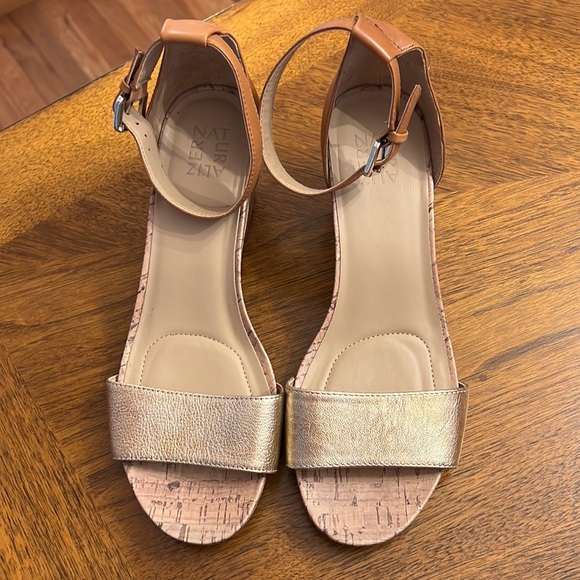 Naturalizer Wedges Cork, Gold, Brown Size 10 - Picture 5 of 7